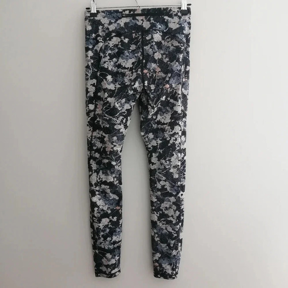 Lululemon Speed Up Tights Leggings Full On Luxtreme 28" in Spring Bloom Multi 6 - Picture 4 of 16